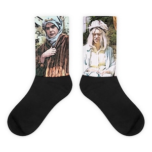 Sandy Passage -- Big Vivvy and Little Vivvy Socks