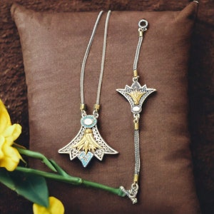 Lotus Jewelry Gift Set: Floral Necklace for Women, Mother&#39;s Day Present, Yoga-Inspired Jewelry.