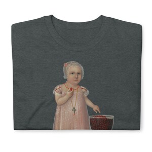 T-shirt dart, T-shirt unisexe, Emma Van Name, Joshua Johnson, Tee-shirt esthétique, Berry lover image 7