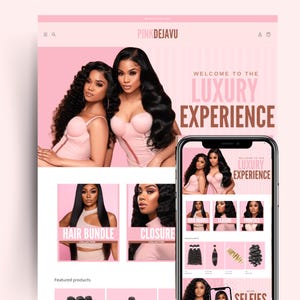 Puede incluir: Página de inicio del sitio web de una empresa de extensiones de cabello llamada PinkDejavu. El sitio web presenta un fondo rosa con imágenes de mujeres que usan extensiones de cabello. El sitio web también presenta una llamada a la acción para "Bienvenido a la experiencia de lujo".