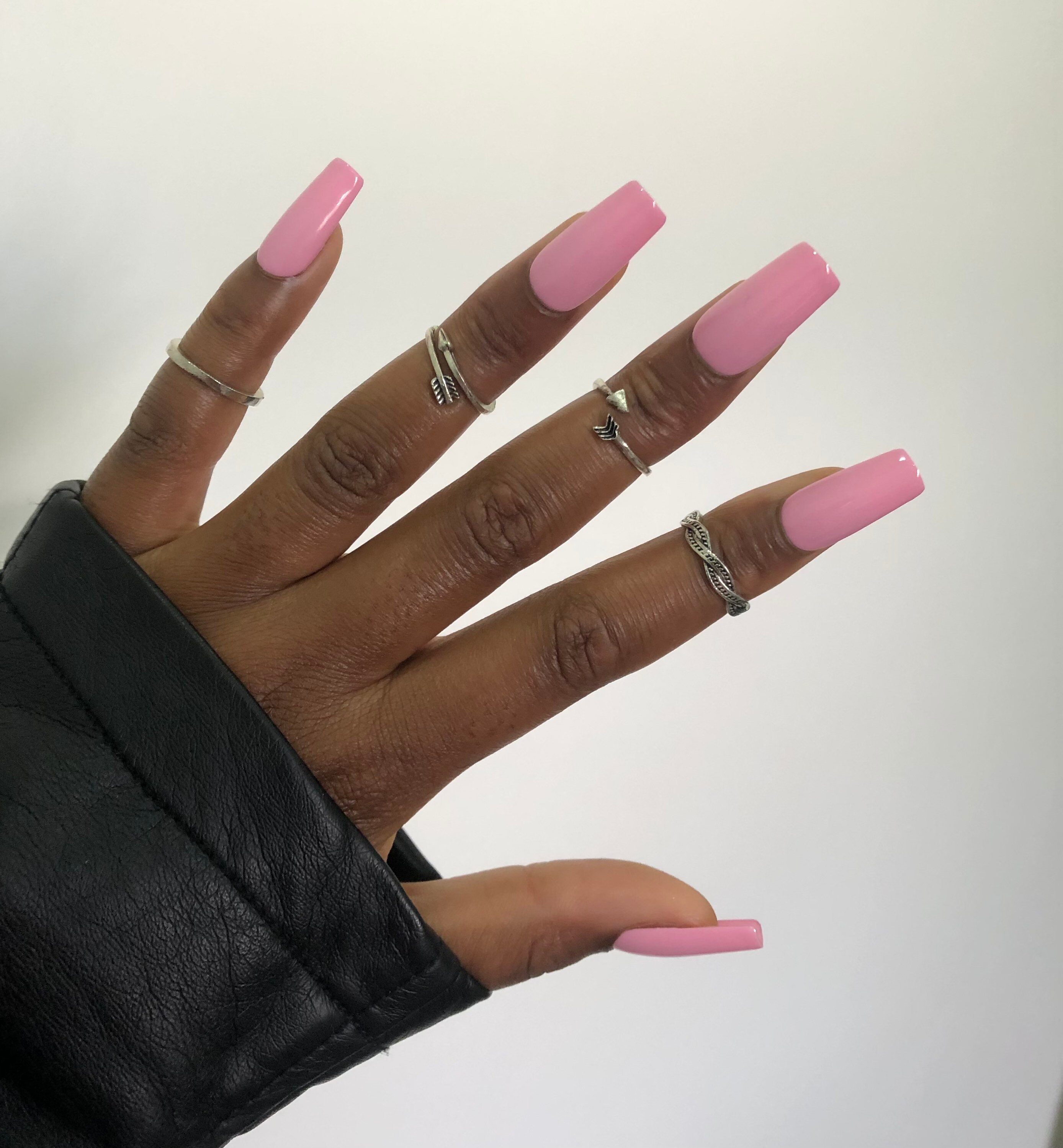Velvet Nails Pink Long Coffin Award-Winning Reusable Pop-On Manicures® |  Better than press-on nails – STATIC NAILS