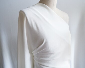 Crêpe de Chine/Georgette flowing jaquard polka dots white 100% viscose silky luxury evening dress