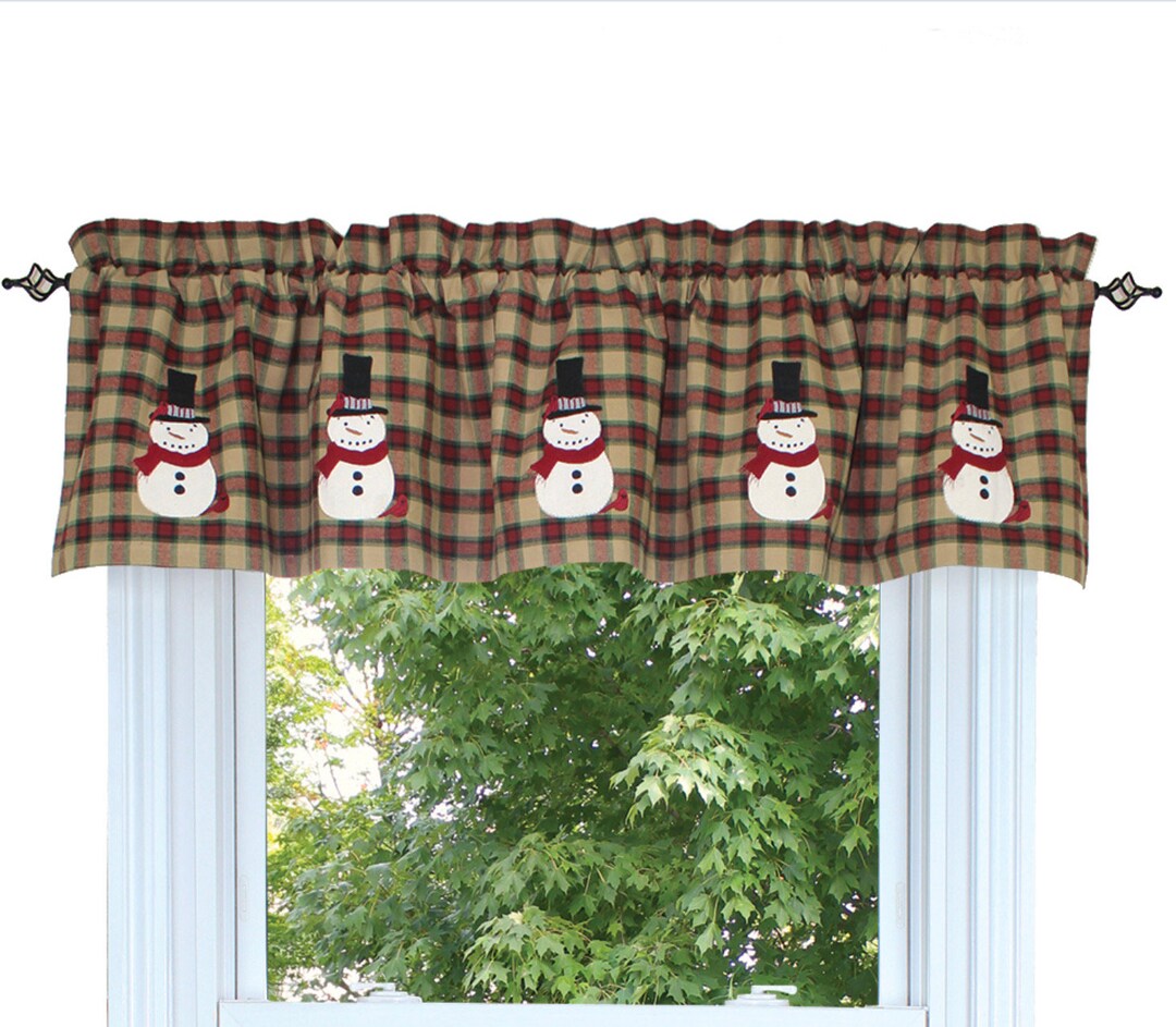 The Nutmeg Red Winterberry Fairfield Valance is Tea Dyed. the Valance