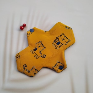 7&quot; Reusable mini pads, Reusable Cloth Pad 7&quot; light- organic reusable pads, eco friendly incontinence pads