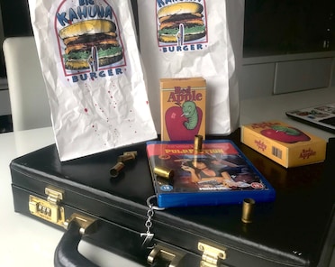 Big Kahuna Burger Menu   WE LIKE L.A