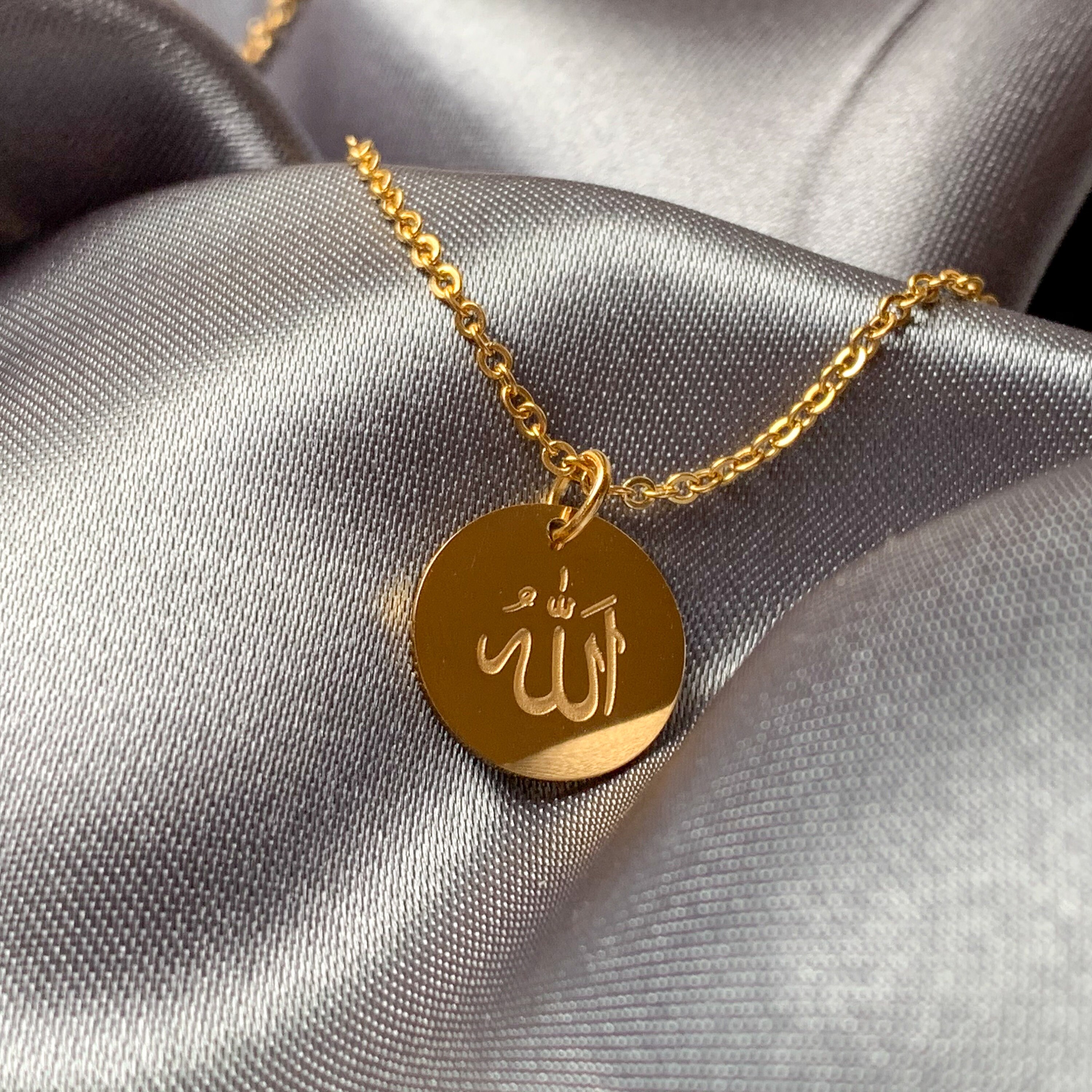 Allah Coin Necklace Gold // 18kt Gold 