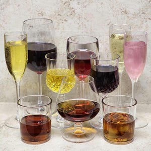 Bebidas falsas de tamaño completo