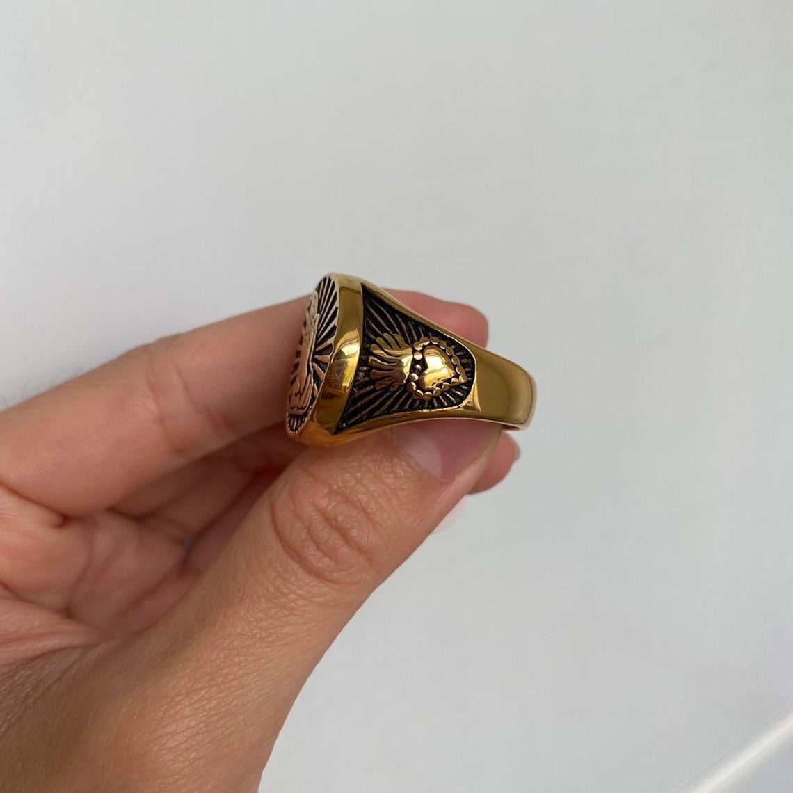 Chunky Gold Hands Ring, Hands Praying Ring, Chunky Gold Ring, Modern ...
