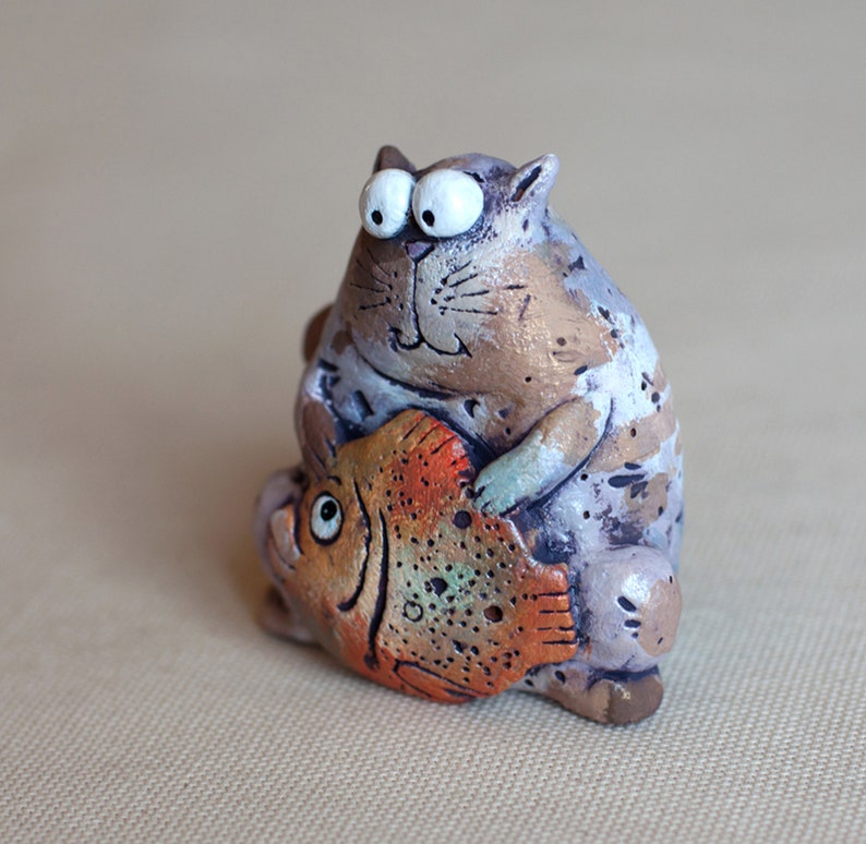 cat statue cat lover gift cat with fish ceramic cat figurine ceramic cat kitten figurine cat portrait custom Grey kitty figurine