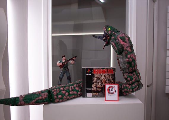 ゲームキャラクター BIOHAZARD 3 REAL SHOCK ACTION FIGURE Amazon.co.jp: Hara B01922 Resident Evil 3 Real Shock Action