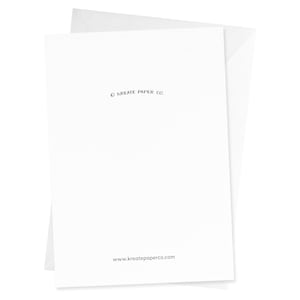 Puede incluir: Tarjeta blanca en blanco con el texto "KREATE PAPER CO." y "www.kreatepaperco.com" impreso en ella.