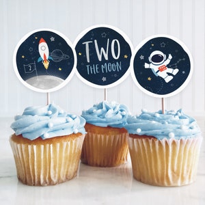 Two The Moon Cake Topper, Space Cupcake Topper, 2 Year Old Cake Topper, Outer Space, 2nd Birthday, Instant Download, #KP017