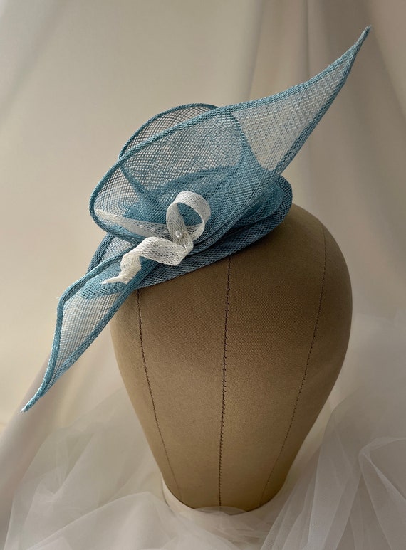 Pale Blue Fascinator: Handmade Pearl Cocktail Hat - Etsy display picture 2