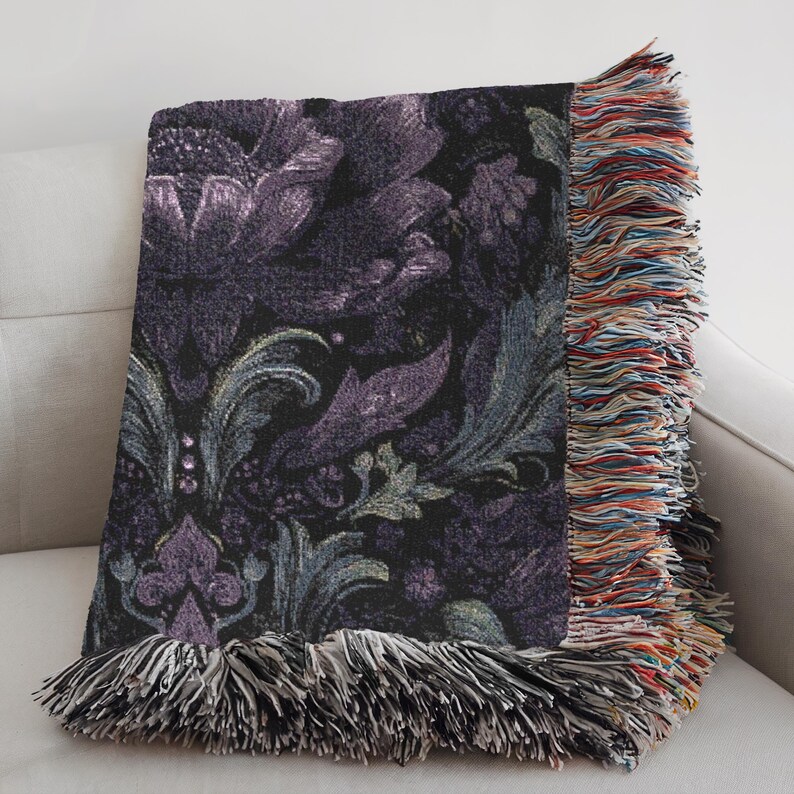 Coperta in tessuto damascato floreale scuro, coperta gotica in cotone al 100%, arazzo Whimsigoth, regalo per la casa con tema botanico stregonesco immagine 14