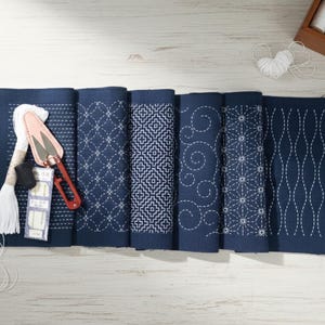 Kit di ricamo a mano Sashiko composto da due tessuti prestampati con un tradizionale motivo giapponese lavabile, accessori per cucire Sashiko