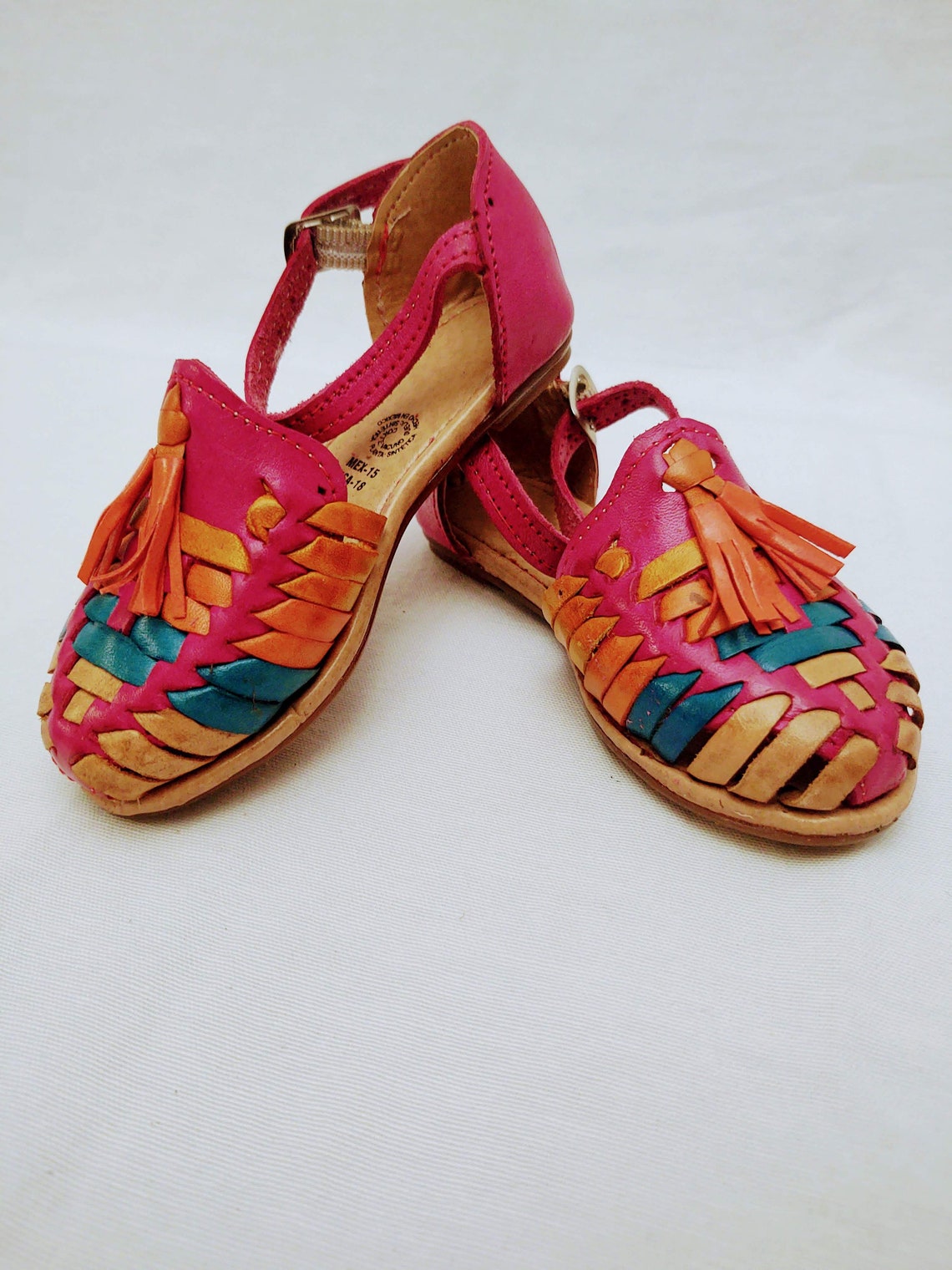 footasylum huaraches junior