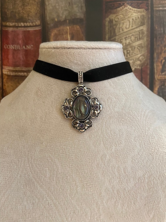 ToG Inspired Dorian Havilliard Wordstone Choker