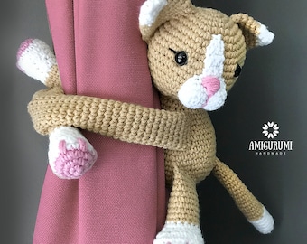 Amigurumi Cat Curtain Tiebacks: Crochet Kitty Holders, Set of 2