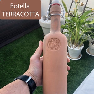 Botijo botella para agua reciclable echa a mano reutilizable ecosostenible y ecofendly