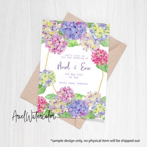 Op de afbeelding: Huwelijksuitnodiging met een aquarel-illustratie van hortensia's in tinten roze, blauw en geel. De tekst luidt "Let's join us for the wedding of Ariel & Eric, 6th May 2023, At 5pm, Hotel name, Address".