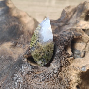 Green Scenic Moss Agate Cabochon