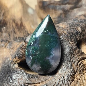 Scenic Moss Agate Cabochon