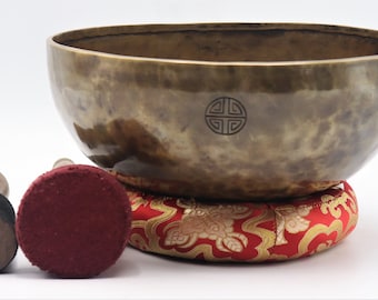Extra large Full Moon Singing Bowl - Tibetan singing bowl from Nepal - Sound Healing and Meditation- Available in different variations