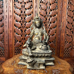 Antique Ashtadhatu Lord Kuber Statue – Hindu God of Wealth and Prosperity with Natural Patina for Altar or Home Decor