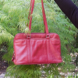 Vintage LA DIVA Genuine Italian Leather Handbag / Tote / Travel Purse