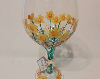 Tete a Tete Daffodils Hand Painted Gin Glass (can personalise) unique, perfect gift painted to order for her for him