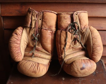 antique leather boxing gloves, decorative retro gloves, boxing fan present