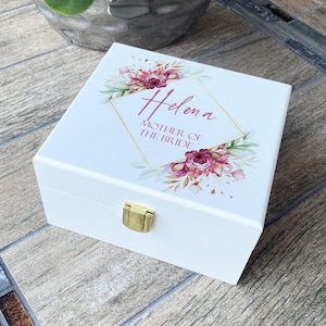 Personalized Mother of the Bride jewelry box, Keepsake, Personalized Bridal Party Gift, Custom wood case, Wedding , Mementos, Custom Gift