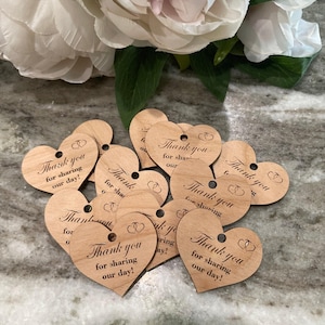 Etiquetas de agradecimento de madeira, etiquetas para lembrancinhas de casamento, etiquetas para presentes, etiquetas de casamento em forma de coração, obrigado por compartilhar nosso dia, CONJUNTO de 10 etiquetas