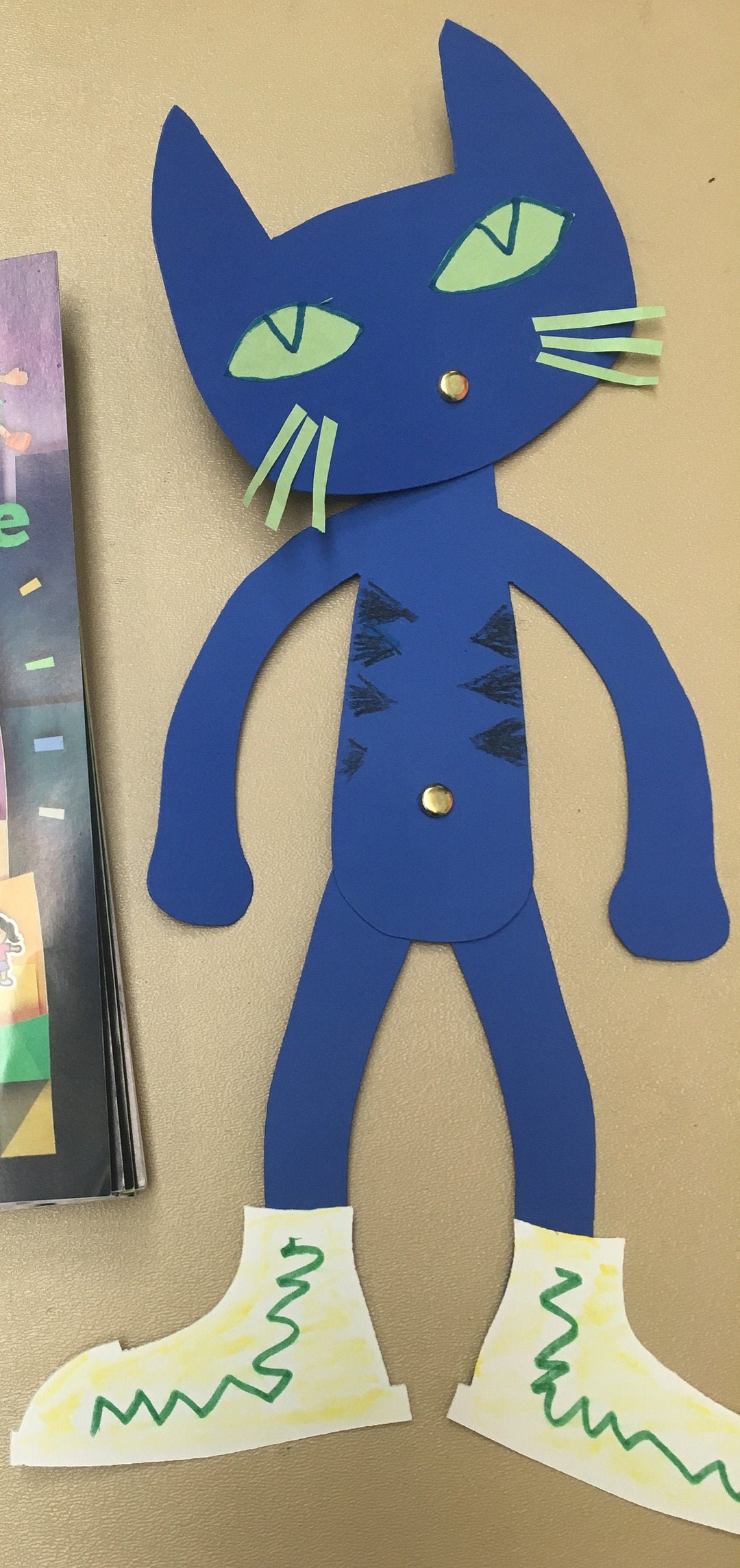 Pete the Cat Hand Puppet Kit Center for Puppetry Arts Create a Puppet