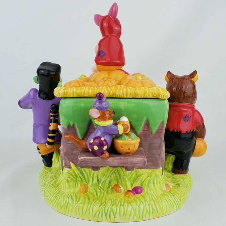 Vintage 2000 Winnie the Pooh /& Friends Halloween Hayride Cookie Jar w Sound