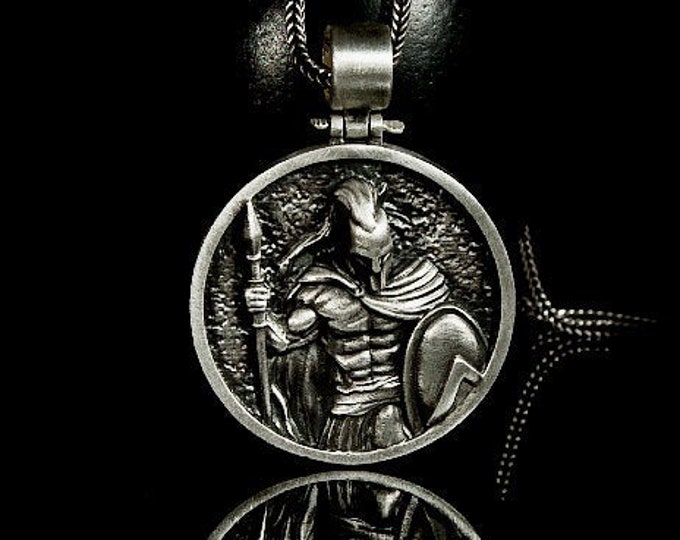 Pantheon Silver Pendant, League of Legends Pantheon, League of Legends, Gamers Accessories, Pantheon LoL, Pantheon Silver, LoL Jewellery