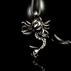 Ahri Sculpture Silver Pendant League Ahri Jewellery Handmade  Sculpture Ahri League of Legends Gaming Gifts Ahri Pendant Silver Handwork
