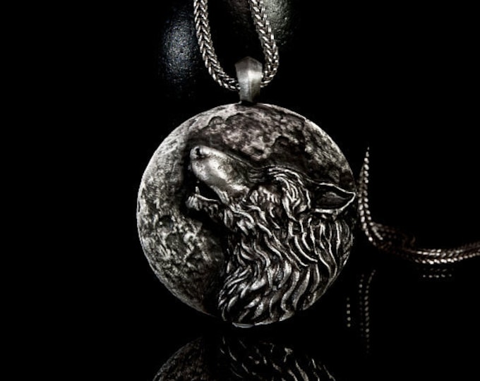 Silver Wolf Pendant Handmade Wolf Necklace Moon Pendant Wolf on The Moon Howling Wolf Fullmoon Pendant Gift Idea Handmade Jewellery Romantic