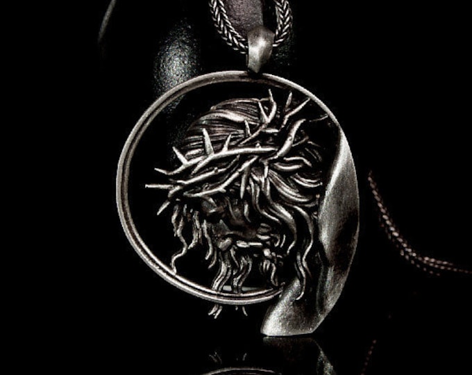 Silver Jesus Crucifix Necklace Jesus Halo Crucifixion Religious Pendant Silver Christian Silver Gift Jewellery Men Gift Jesus Christ Silver