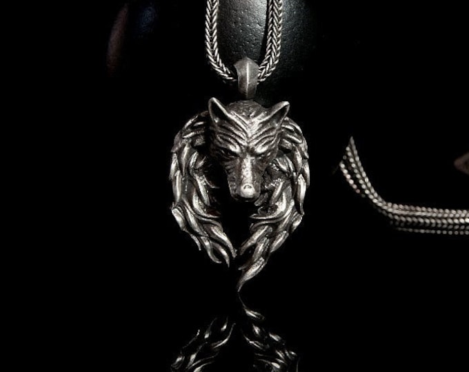 Wolf Silver Pendant, Wolf Pendant, Wildlife Pendant, Nature Silver Pendant, Men Accessories, Men Gift, Wolf on Chain, Wolf Necklace, Gift