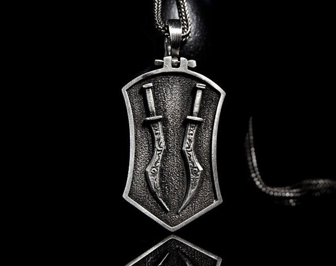 Katarina weapon Silver Pendant, Gamers Accessory, League of Legends Pendant, Katarina Champion Handmade, League Katarina Pendant, LoLPendant