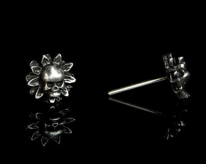 Silver Skull Earrings, Skull Stud Earrings, Skull and Flowers Earrings, Silver Flower Earrings, Death and Life, Skull on Studs, Stud Skull