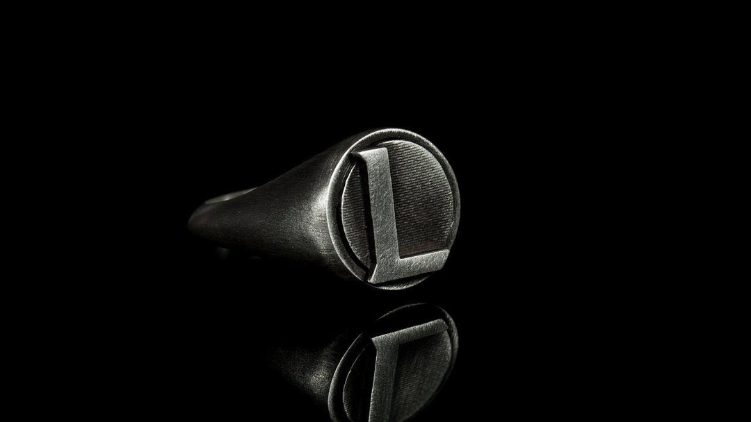 League of Legends Sterling Silver Signet Ring: Lol Gamer Gift - Etsy