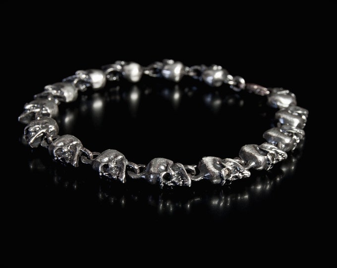 Skull Bracelet, Mens Silver Bracelet, Skull Silver Bracelet, Bikers Accessories, Bikers Bracelet, Gothic Bracelet, Skull Chain, Gift for Him