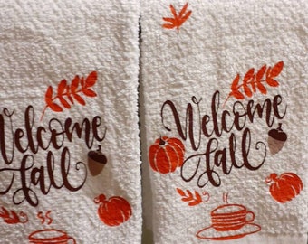 Home Kitchen Décor Tea Towel, Welcome Fall Tea Towels, Festive Thanksgiving Tea Towels, Fall Kitchen Tea towels, Housewarming Kitchen Towel