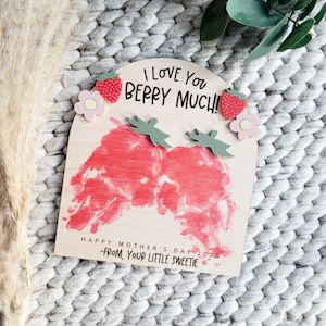 Mother's Day Gift | Grandma's Gift | Personalized Gift Idea | Hand Down board | Love you Berry much | Kid Craft Idea for Mother's Day