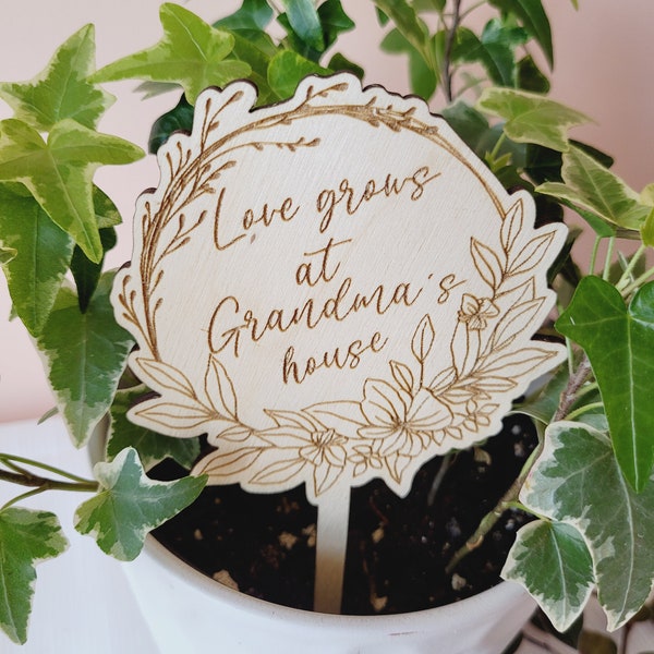 Mother's Day Plant Stake, Grandma's Garden Sign, Mother's Day Gift, Gift For Grandma, Custom Grandmother Gift, Garden Sign, Plant Sign