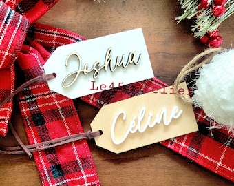Personalisierte Holzanhänger | Strumpf-Namensschilder | Weihnachtsetiketten | Geschenkanhänger aus Holz | Weihnachtsstrumpfanhänger | Präsentieren Sie Tags