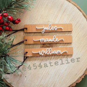 Personalized Wooden Tags | Stocking Christmas Tag | Custom Gift Tag for Kid, Friend, Mom, Dad, Teacher, Family | Swash Tail Font
