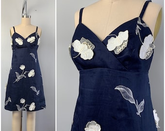 Vintage 60s Floral Sundress/1960&#39;s The Carib Saint Thomas Sundress with Lace Flowers and Embroidery/Summer Island Dress/SizeXS-S